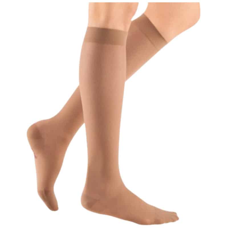 Meias Elásticas Medi Sheer & Soft AD Natural Biqueira Fechada