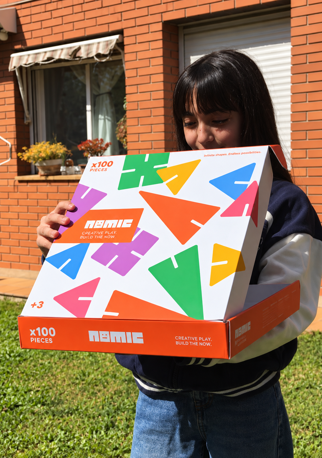 Braintoys nomic clack + peças magnéticas e de encaixe 100 peças +3 anos