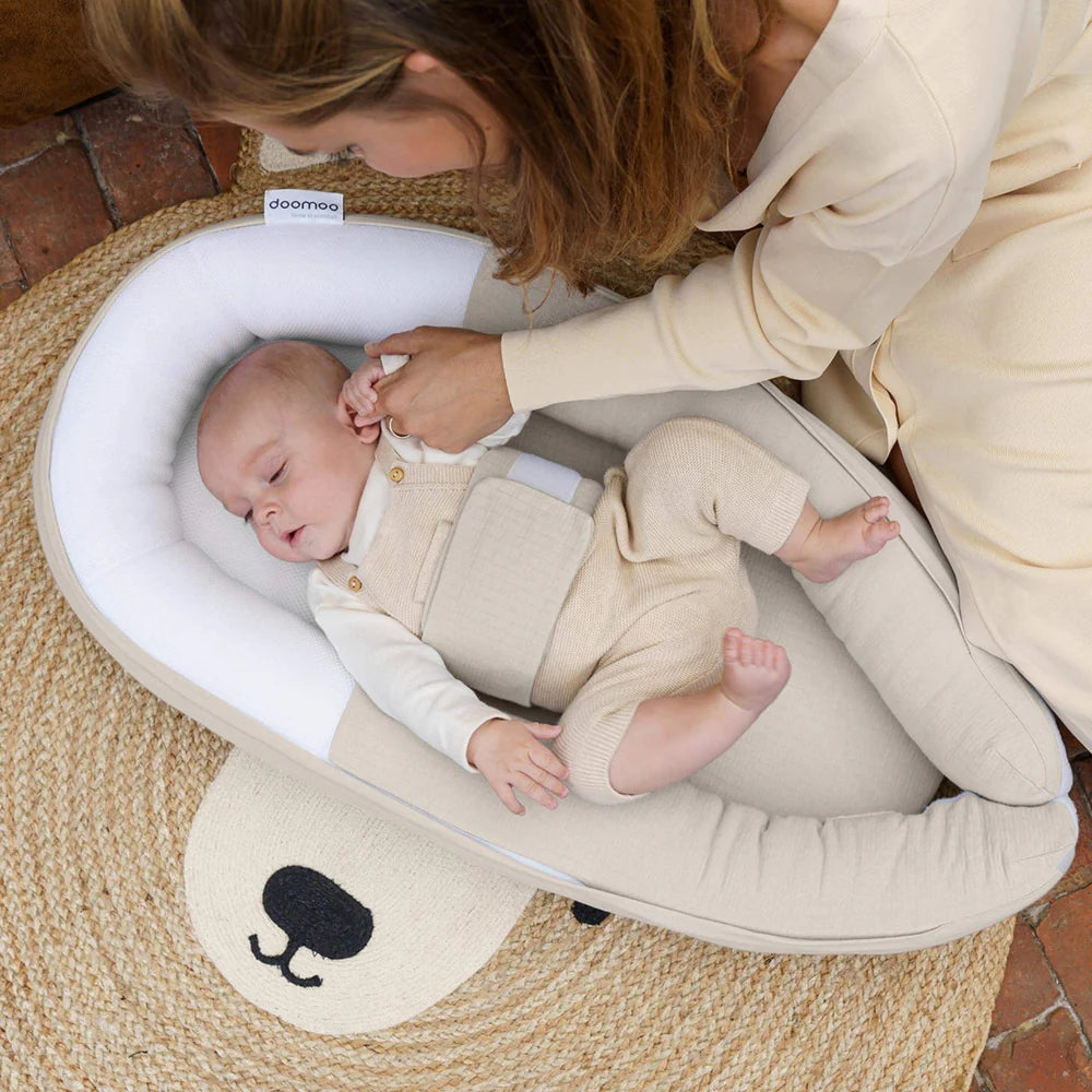 Doomoo cocoon redutor ninho areia jersey